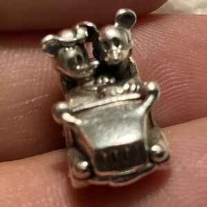 Pandora Mickey and Minnie Mouse Car